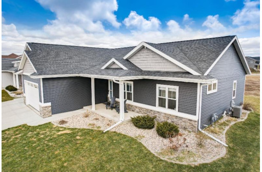 1116 Aldora Lane, Waunakee, WI 53597