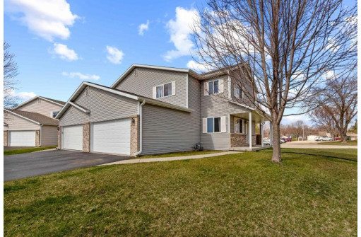 114 Mallard Circle, Beaver Dam, WI 53916