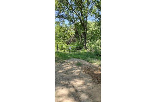 35.90AC Kassner Road, Wisconsin Dells, WI 53965