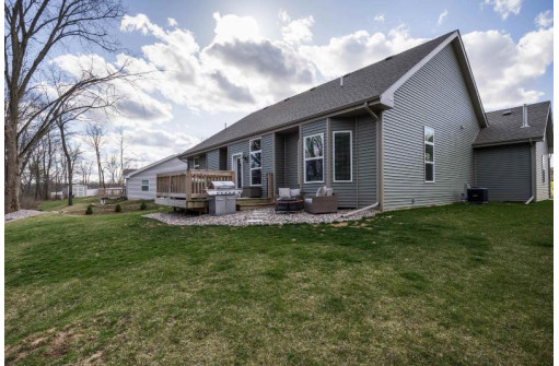 11112 N Mason Drive, Edgerton, WI 53534