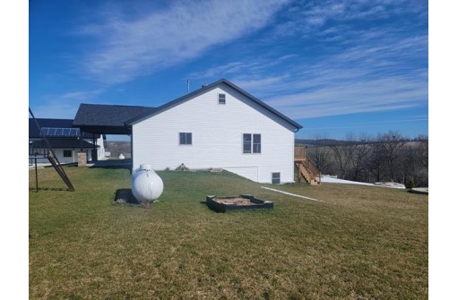 11868 Rock Church Road, Livingston, WI 53554