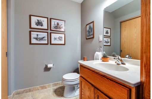 240 S Musket Ridge Drive 3, Sun Prairie, WI 53590