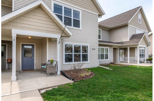 240 S Musket Ridge Drive 3, Sun Prairie, WI 53590