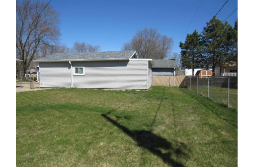 2221 S Osborne Avenue, Janesville, WI 53546