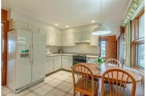 4909 Regent Street, Madison, WI 53705