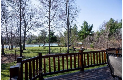 N7782 Legend Lake Circle, New Lisbon, WI 53950