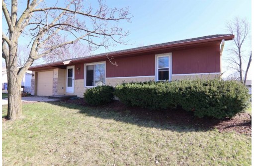 725 Roosevelt Avenue, Janesville, WI 53546