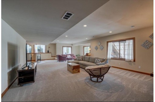 2117 Kilkenny Trail, Waunakee, WI 53597