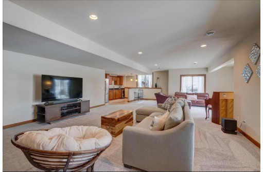 2117 Kilkenny Trail, Waunakee, WI 53597