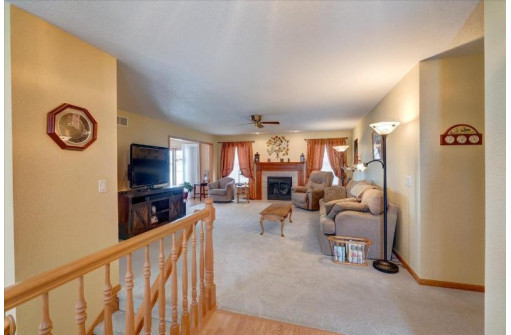 103 Oakview Drive, Rio, WI 53960