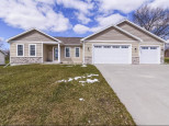 525 Eagle Ridge Lane Portage, WI 53901