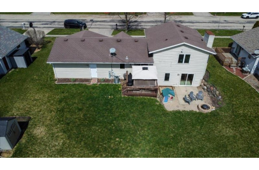 823 W Lexington Parkway, DeForest, WI 53532