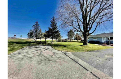 3926 N Leith Road, Janesville, WI 53548