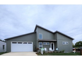 420 Sandmar Drive Ripon, WI 54971