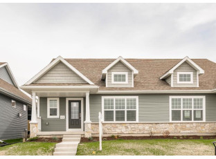 674 Hillcrest Drive Waunakee, WI 53597