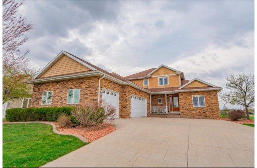 1483 Pebblebrook Trail, Sun Prairie, WI 53590