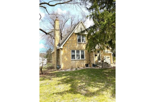 1958 Sheridan Street, Madison, WI 53704