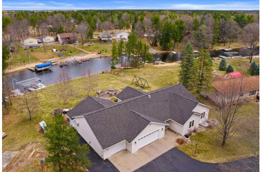 319 Penhurst Way, Nekoosa, WI 54457