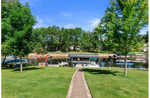 319 Penhurst Way, Nekoosa, WI 54457