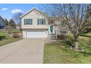 112 Stonefield Circle, Mount Horeb, WI 53572