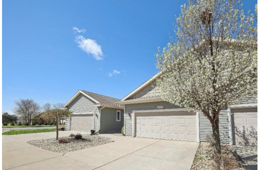 2012 Taylor Trail 2, Prairie Du Sac, WI 53578