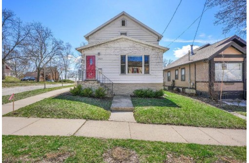 2829 Oakridge Avenue, Madison, WI 53704