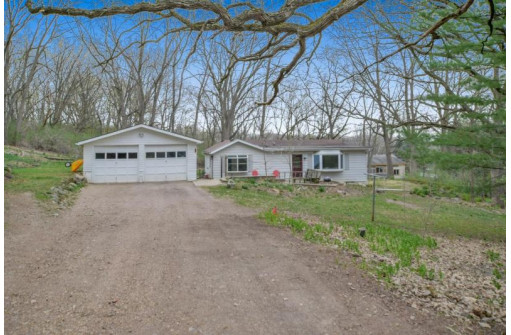 2933 Dellvue Drive, Fitchburg, WI 53711