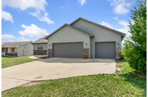 625 Porter Road, Evansville, WI 53536