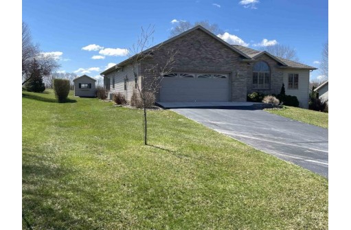 368 E Riverdale Drive, Edgerton, WI 53534