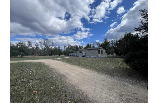 N8033 Park Place Drive, New Lisbon, WI 53950