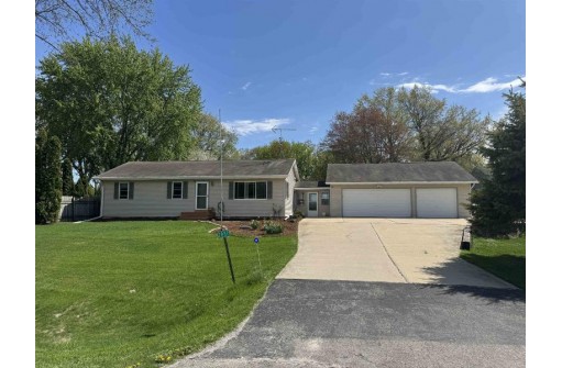 2857 Happy Valley Road, Sun Prairie, WI 53590