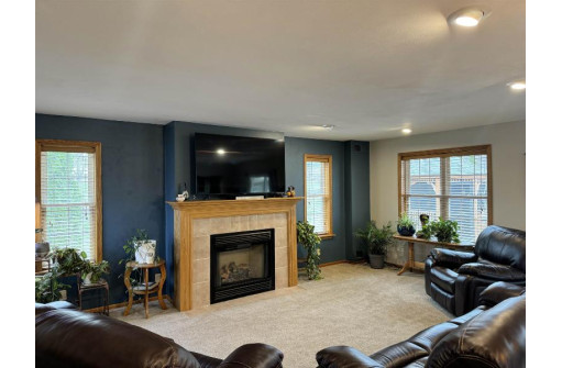 2857 Happy Valley Road, Sun Prairie, WI 53590