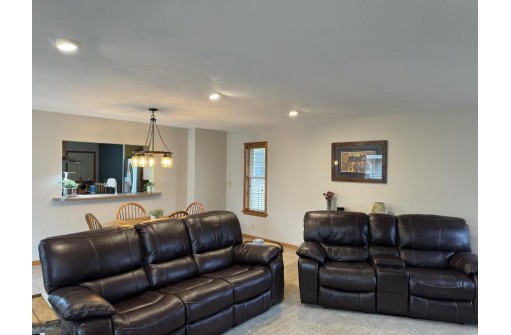 2857 Happy Valley Road, Sun Prairie, WI 53590