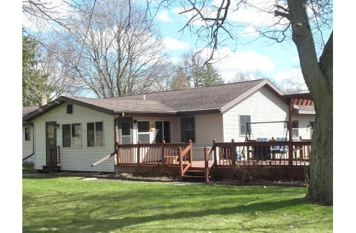 W10172 County Road F, Fox Lake, WI 53933