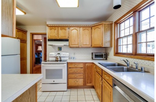 2930 Harvard Drive, Madison, WI 53705