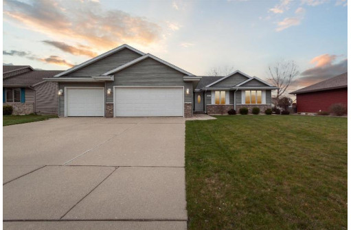 2623 Meadowview Drive, Janesville, WI 53546