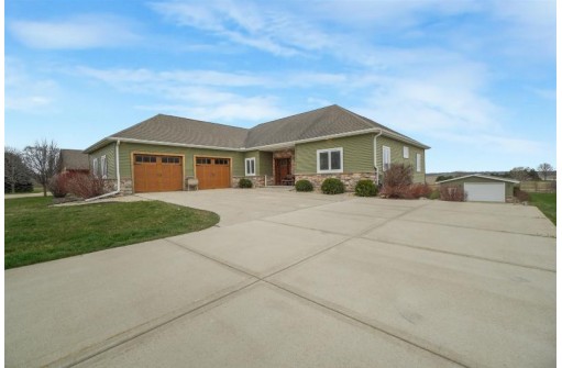 2315 Manley Drive, Sun Prairie, WI 53590