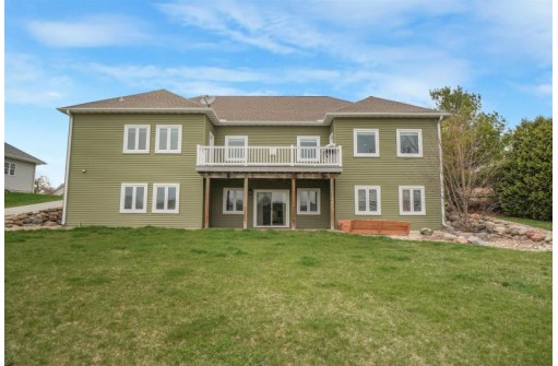 2315 Manley Drive, Sun Prairie, WI 53590