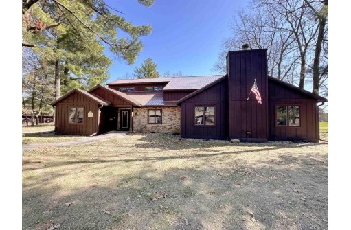 9 Oak Trail, Wisconsin Dells, WI 53965