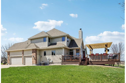 26 Kingswood Circle, Verona, WI 53593