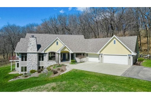 4893 Enchanted Valley Road, Middleton, WI 53562