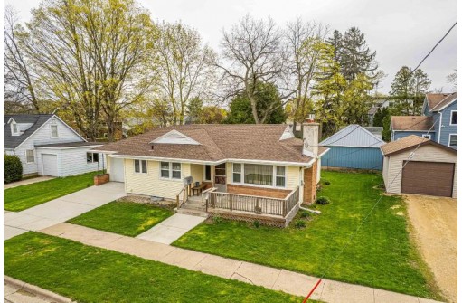 1522 21st Avenue, Monroe, WI 53566