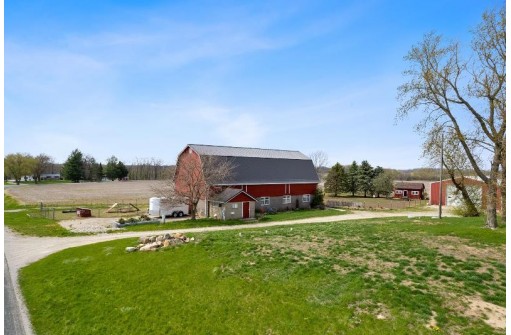 N4750 Popp Road, Jefferson, WI 53549