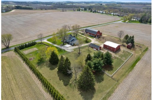 N4750 Popp Road, Jefferson, WI 53549