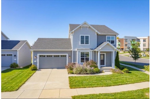 602 Gingergrass Way, Verona, WI 53593