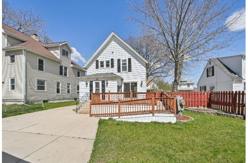 1320 St Lawrence Avenue, Beloit, WI 53511