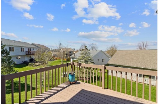 6 Yarrow Circle, Madison, WI 53719