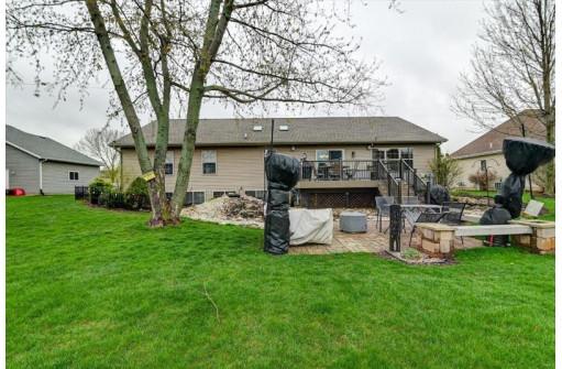 1298 Chadsworth Drive, Sun Prairie, WI 53590