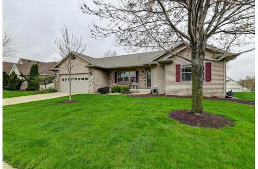 1298 Chadsworth Drive, Sun Prairie, WI 53590