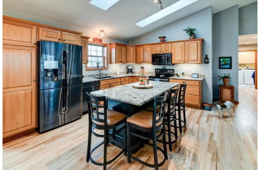 1298 Chadsworth Drive, Sun Prairie, WI 53590